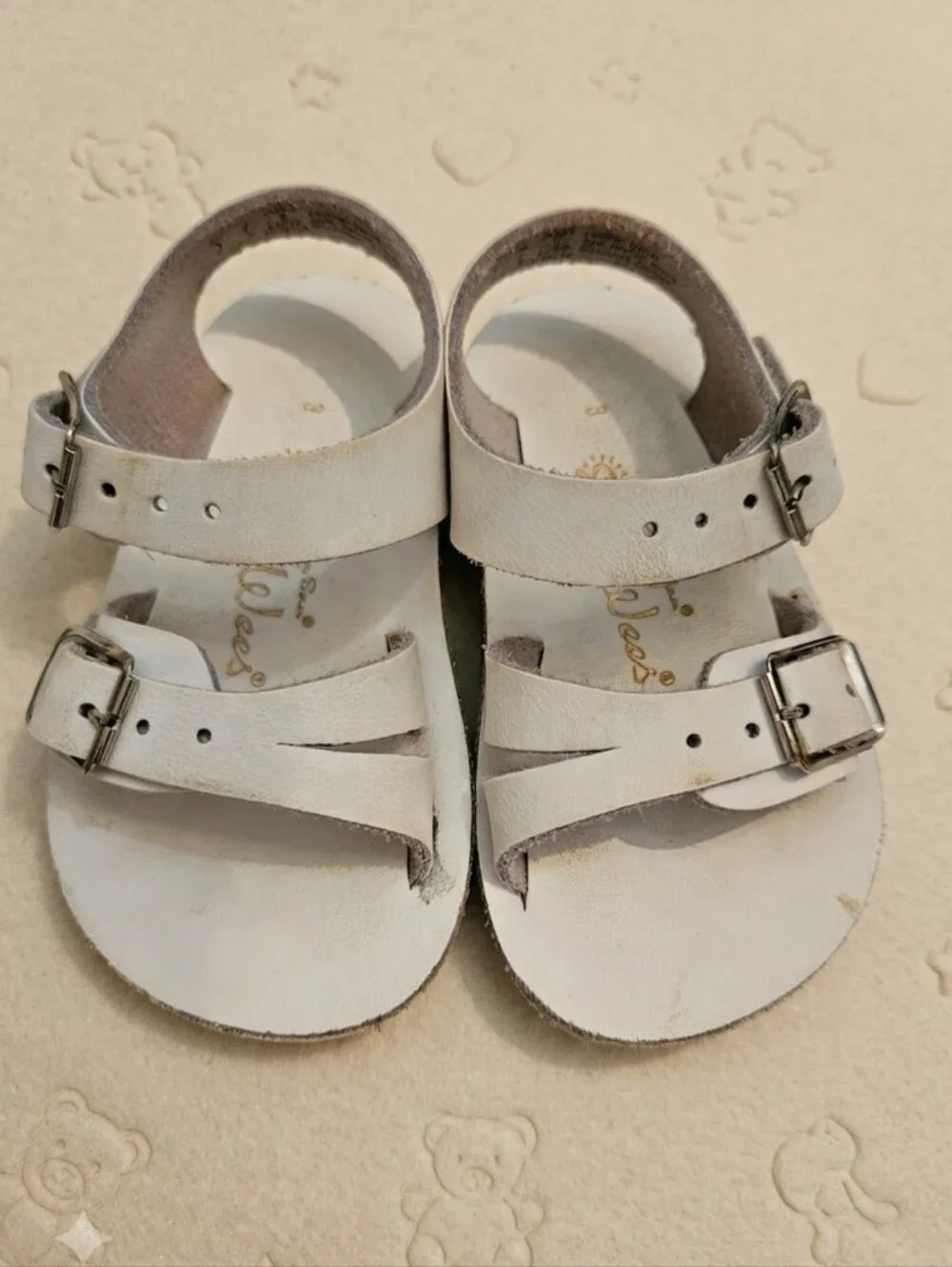 Sea Wees White Sandals | Size 3